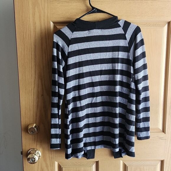 NOBLE U Grey and Black Open Cardigan - Picture 2 of 2